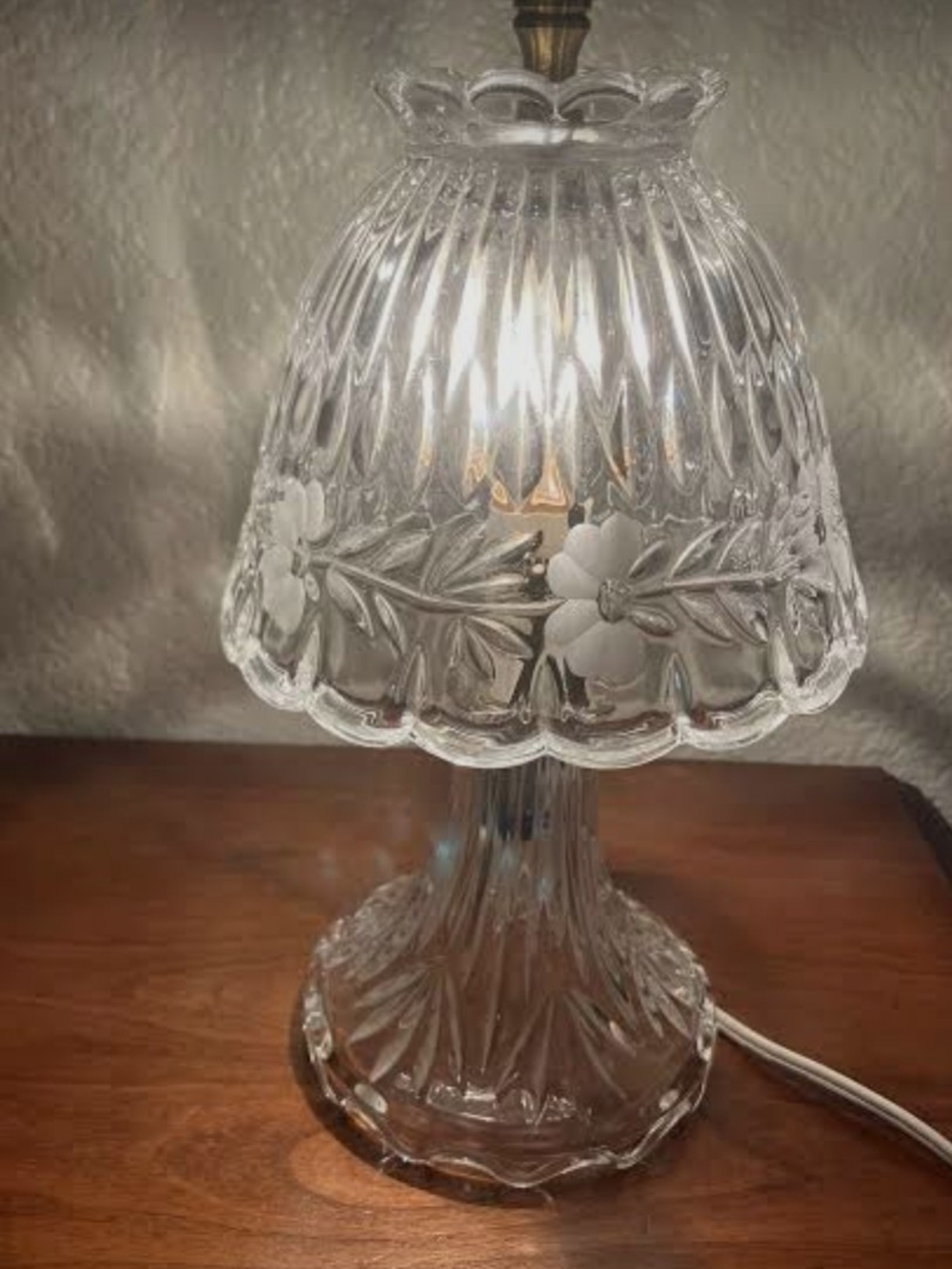 This vintage Princess House Heritage lamp